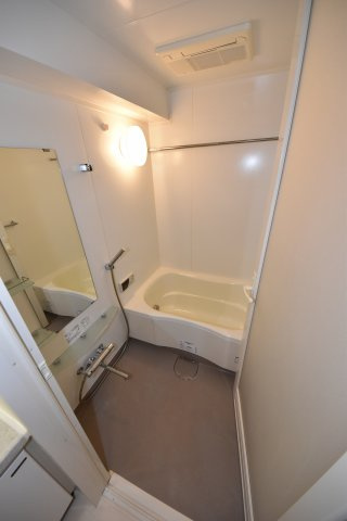 ベルファース大阪新町の浴室