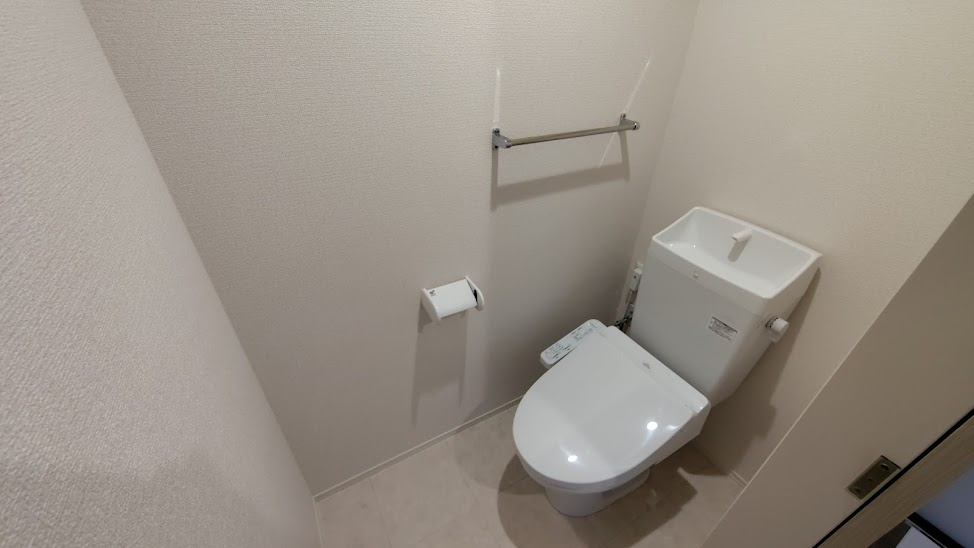 D-Invest栄町のトイレ