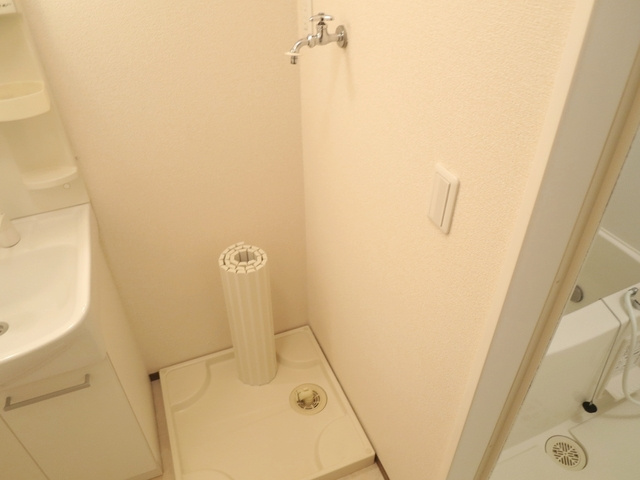 コンフォール瑞江Ⅲの内装|洗濯機置き場は室内にあります！