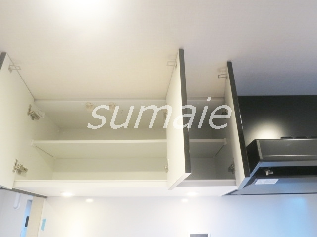 ＤＩＰＳ十条仲原ＥＡＳＴのキッチン|キッチン上部もしっかり収納♪