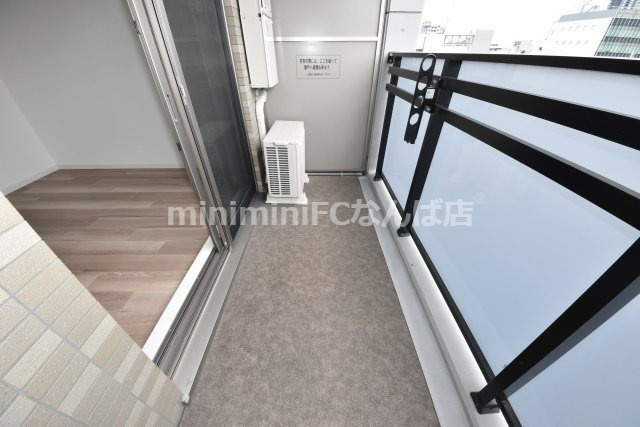 RISING Maison 本町橋のバルコニー