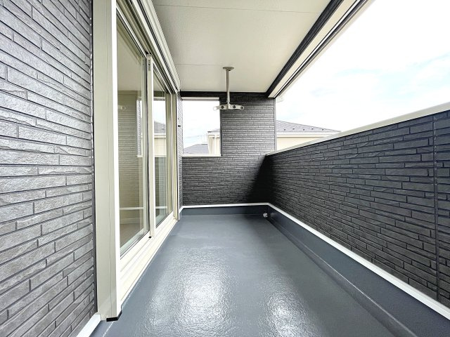 新築戸建・新築建売　郡山市安積町笹川第7　永盛小・安積中の玄関|モニター付きインターホンで訪問者を確認できるので、防犯対策やプライバシー保護など安心です！