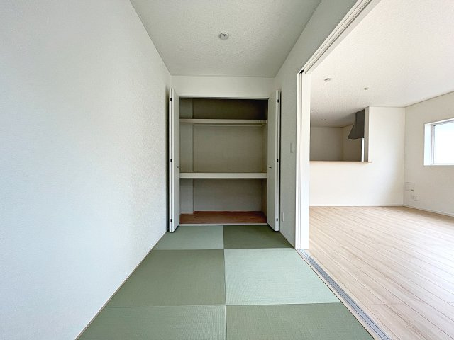 新築戸建・新築建売　郡山市安積町笹川第7　永盛小・安積中の和室|リビングのすぐ隣にあるのでお子様のお昼寝や遊び場として最適です！