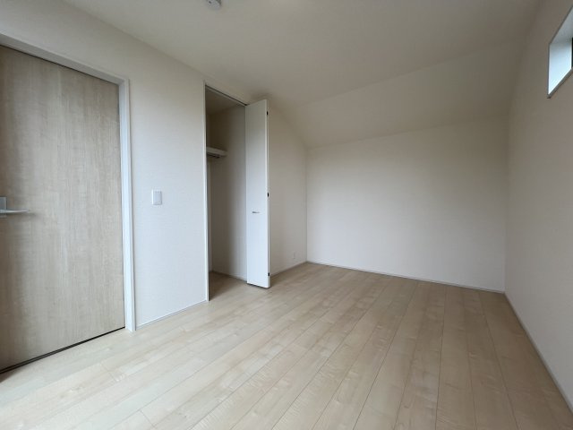 あきる野市伊奈　新築戸建全15棟の洋室|【洋室3】6.7帖