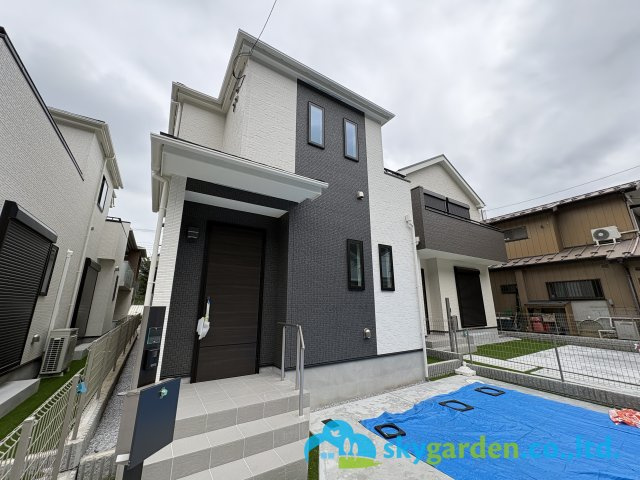 藤沢市大庭5221番　新築戸建　全3棟 B号棟