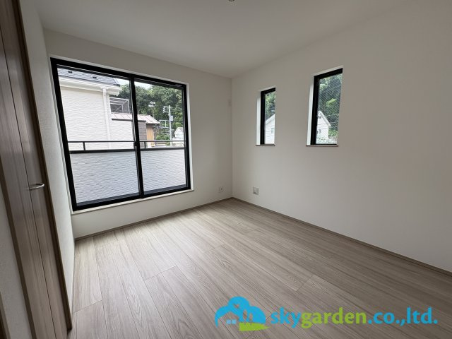 藤沢市大庭5221番　新築戸建　全3棟 B号棟の子供部屋|お子さんのためのお部屋にいかがでしょうか