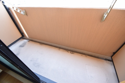 【バルコニー】 | セレッソコート西心斎橋 | 収納があります