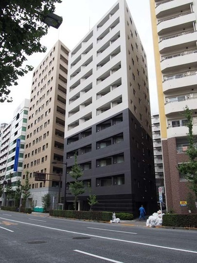 ロアール茅場町の外観