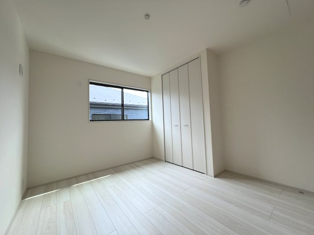 あきる野市伊奈　新築戸建全15棟の洋室|【洋室1】6.5帖