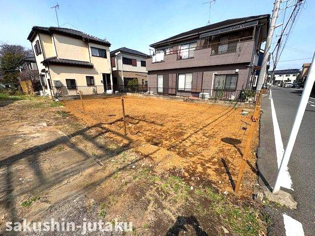 泉町３丁目　売地の外観|泉町３丁目　売地　建築条件なし　約３４坪の整形地　北東側６ｍ公道面　