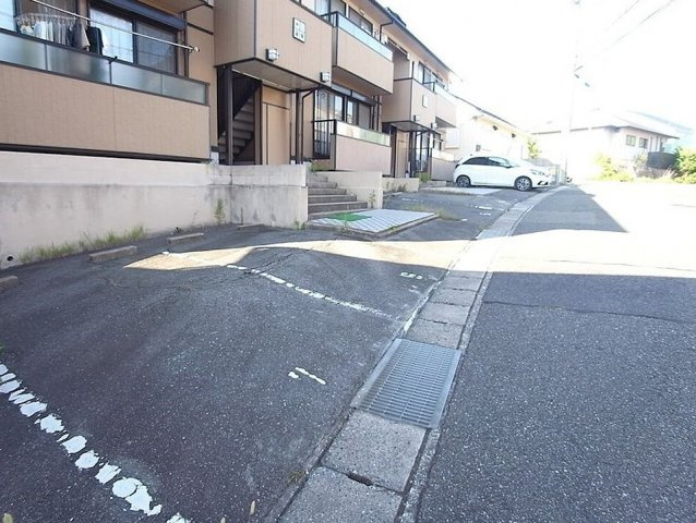 ピボットハイムＡの駐車場