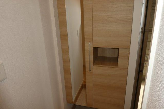 ルナⅥの内装|シューズボックス