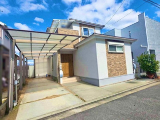 【駐車場】 | 太平寺　中古一戸建 | 【駐車２台可能】セカンドカーや来客時にも安心ですね♪広々駐車スペースはママやお子様の自転車も停められますね！