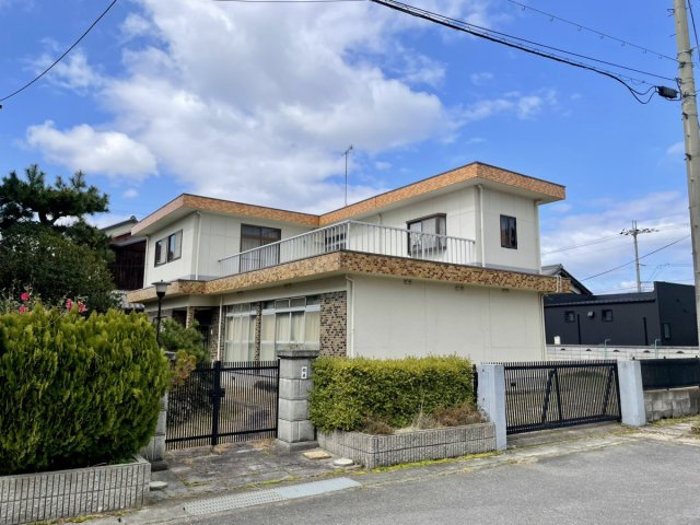 東近江市三津屋町の中古一戸建