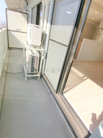 アストラルH・T・Kのバルコニー|バルコニー