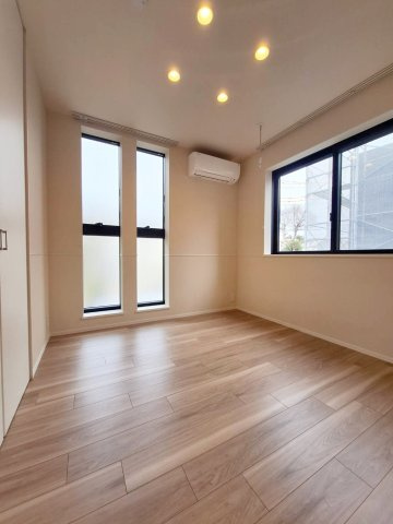 Ｙ’ｓ　Ｆ　Ｒｅｓｉｄｅｎｃｅ　Ⅱの洋室