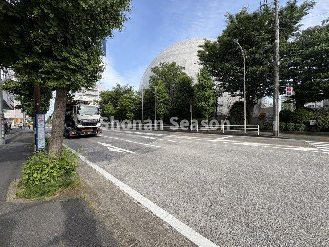 【間取り】 | シングル・カップル・新婚さんにもピッタリな2LDKの間取りプラン◎
１日頑張った身体を癒すバスユニットは、広々1116サイズ！
「追い焚き機能」を搭載し、快適なバスタイムが過ごせますよ♪
