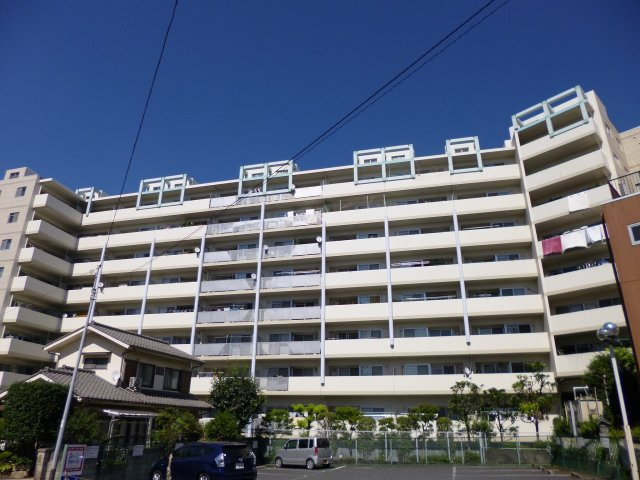 プルミエール入間シティの外観|総戸数200戸のビックコミュニティマンションです。