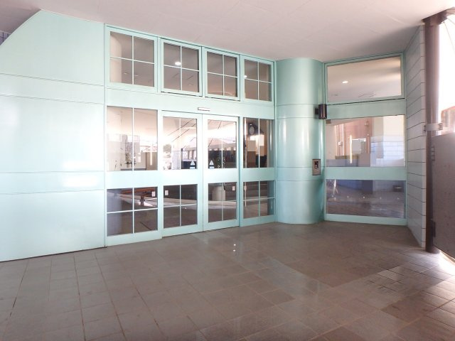 プルミエール入間シティのエントランス