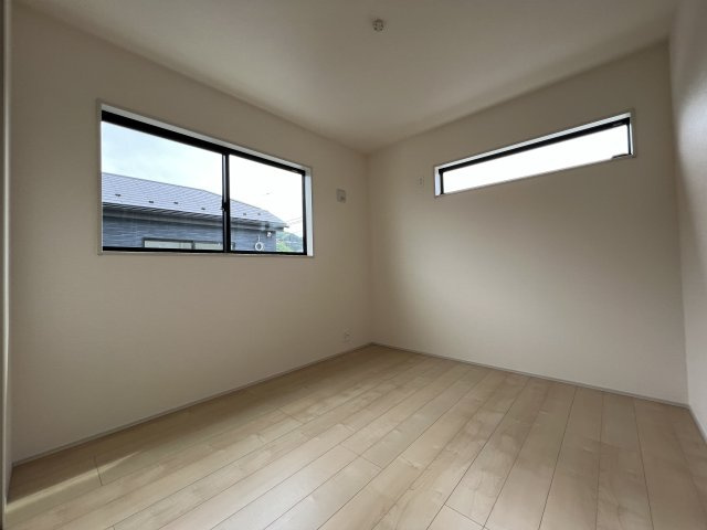 あきる野市伊奈　新築戸建全15棟の洋室|【洋室2】5.3帖