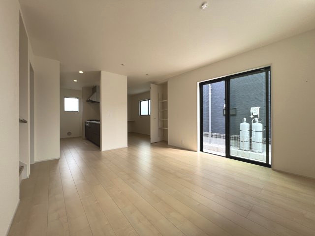 あきる野市伊奈　新築戸建全15棟の居間・リビング|LDK広々20.0帖！！