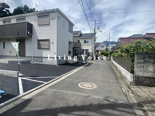 【外観】 | 【仲介手数料０円】秦野市堀西第24　新築一戸建て　全2棟 | 2号棟　秦野市堀西第24　新築一戸建て　全2棟