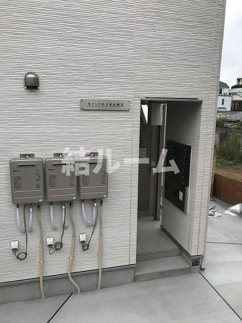 板橋区徳丸１丁目のアパートのエントランス