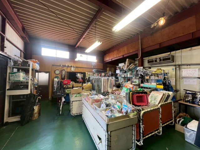 若宮町４丁目倉庫の間取り