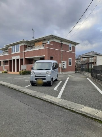 ＡＱＵＡ　ＧＵＬＬＹ　Ⅰの駐車場|駐車スペースもあります☆