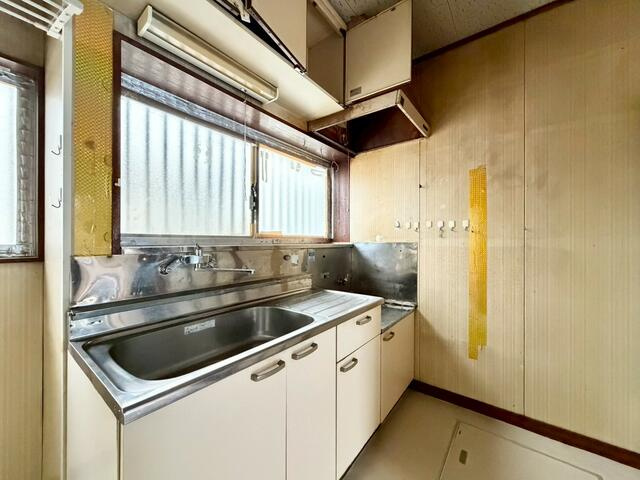 葛飾区東新小岩中古戸建てのキッチン