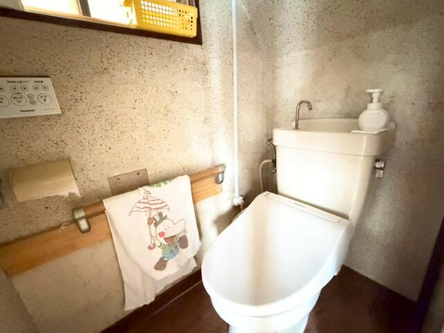 葛飾区東新小岩中古戸建てのトイレ