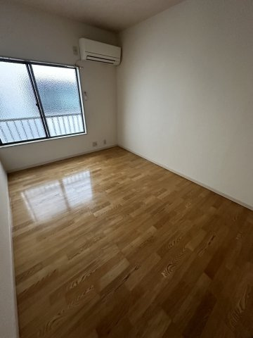 コーポ家根松の居間・リビング