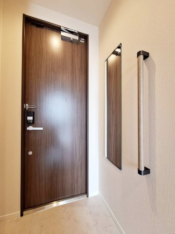 Ｙ’ｓ　Ｆ　Ｒｅｓｉｄｅｎｃｅ　Ⅱの玄関