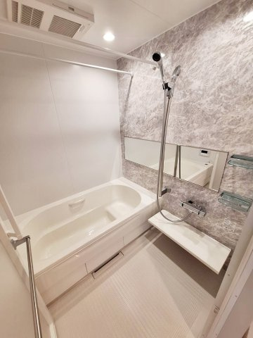 Ｙ’ｓ　Ｆ　Ｒｅｓｉｄｅｎｃｅ　Ⅱの浴室