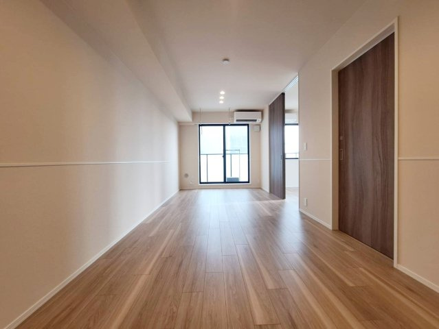 Ｙ’ｓ　Ｆ　Ｒｅｓｉｄｅｎｃｅ　Ⅱの居間・リビング