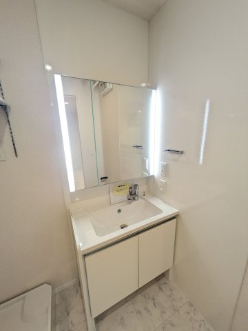 Ｄ-ｒｅｓｉｄｅｎｃｅ稲城の洗面所