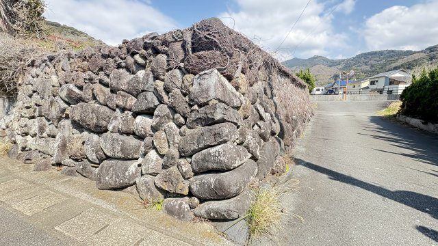 売土地　伊豆市小土肥の周辺|外からの風をやさしく遮る設計で、落ち着いた暮らしをサポートします。