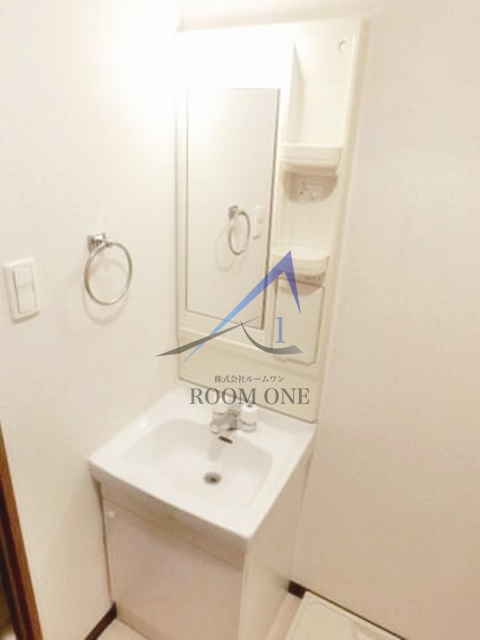 スカイコート銀座東第２の洗面所|洗面台です。