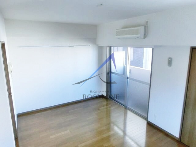 スカイコート銀座東第２の居間・リビング|洋室のお部屋です。