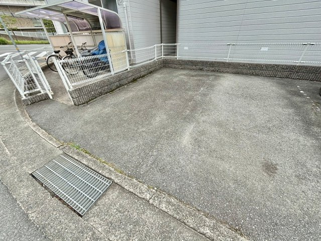 K・HOUSEの駐車場