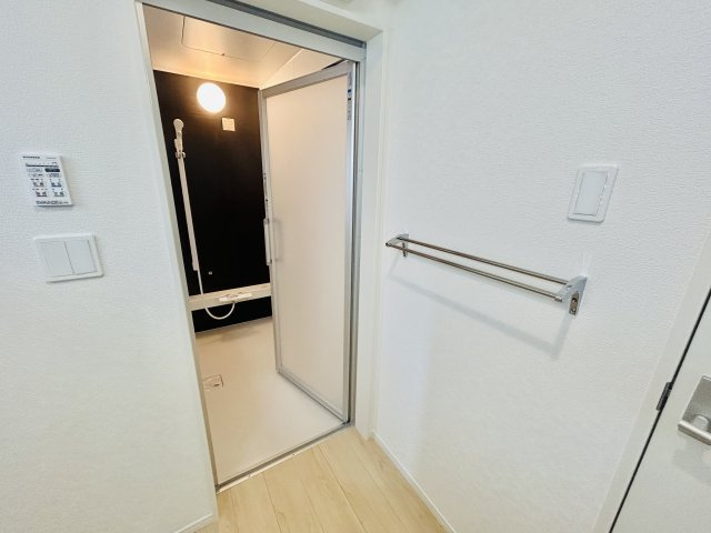 千葉市若葉区小倉町第１０の洋室|建築施工例