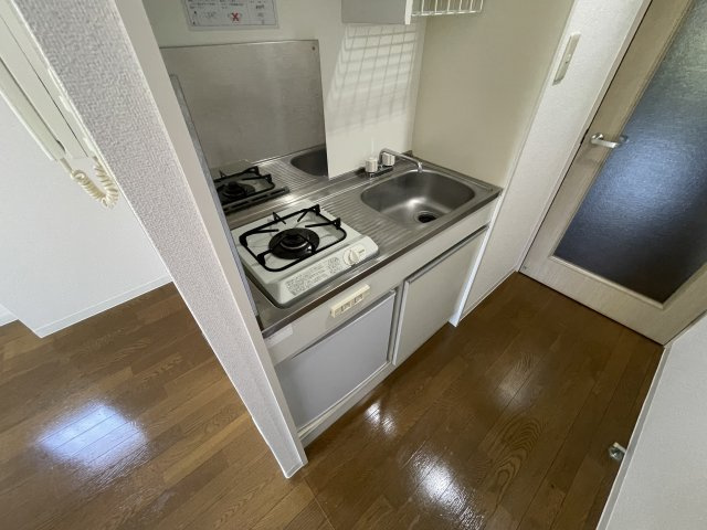 メゾンエビハラのキッチン|別号室参考写真です。