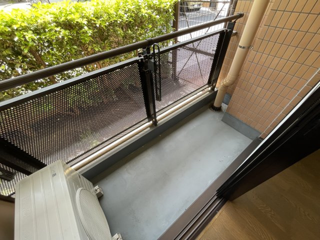 メゾンエビハラのバルコニー|別号室参考写真です。