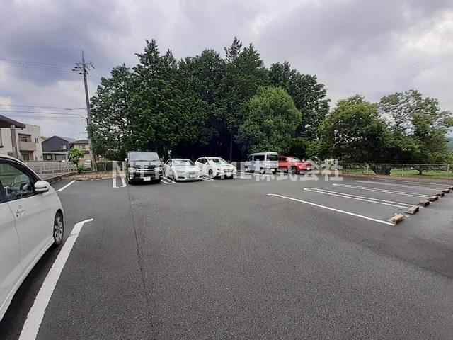 福知山市字長田のアパートの展望|敷地内に駐車場も完備★