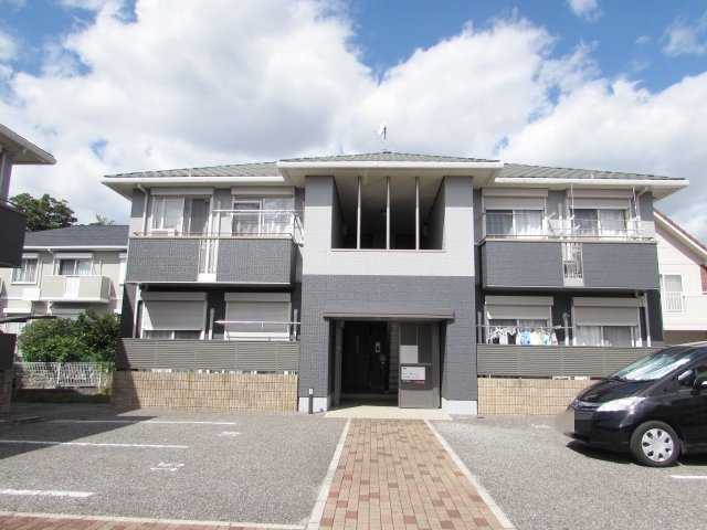 シャーメゾン逆瀬川A棟の外観|外観もきれいです