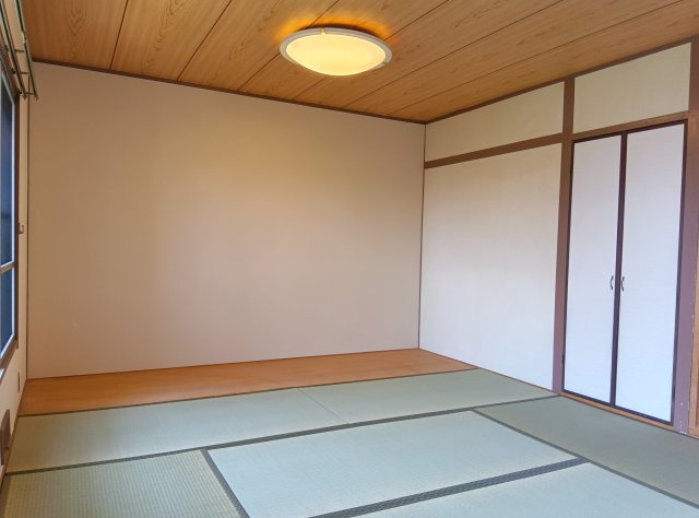 東仁川団地四号棟の和室|きれいな和室です。
