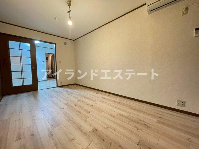 アパートメント駒沢　の内装