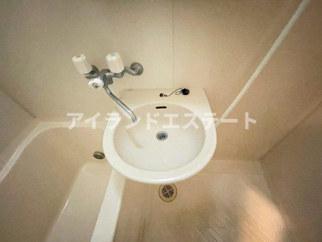 アパートメント駒沢　の洗面所