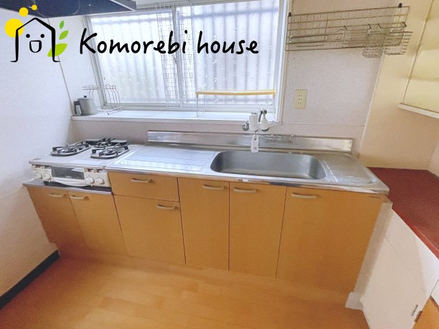 上尾市本町二丁目　中古一戸建てのキッチン|キッチンでお料理をお楽しみください