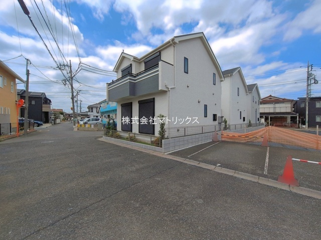 練馬区土支田3丁目　長期優良住宅　角地含む全3棟の前面道路含む現地写真